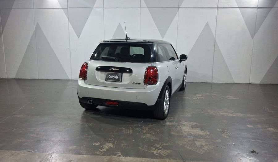 Mini Cooper 1.5 COOPER CHILI DCT Hatchback 2021