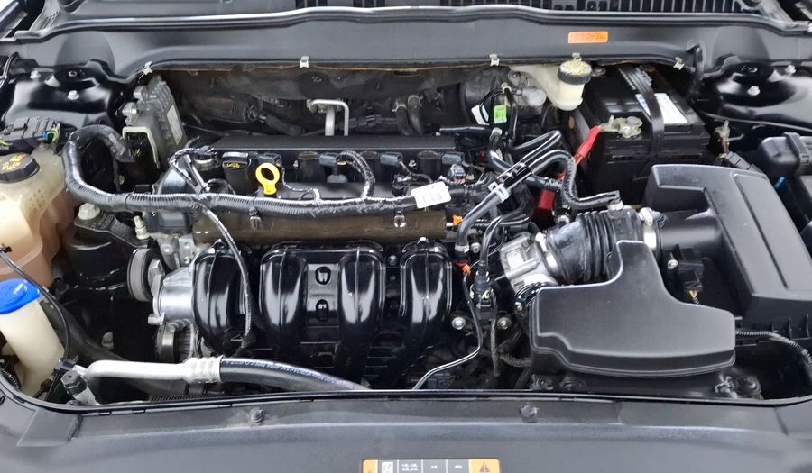 Ford Fusion 2.5 SE I4 NAV ADVANCE AT Sedan 2017