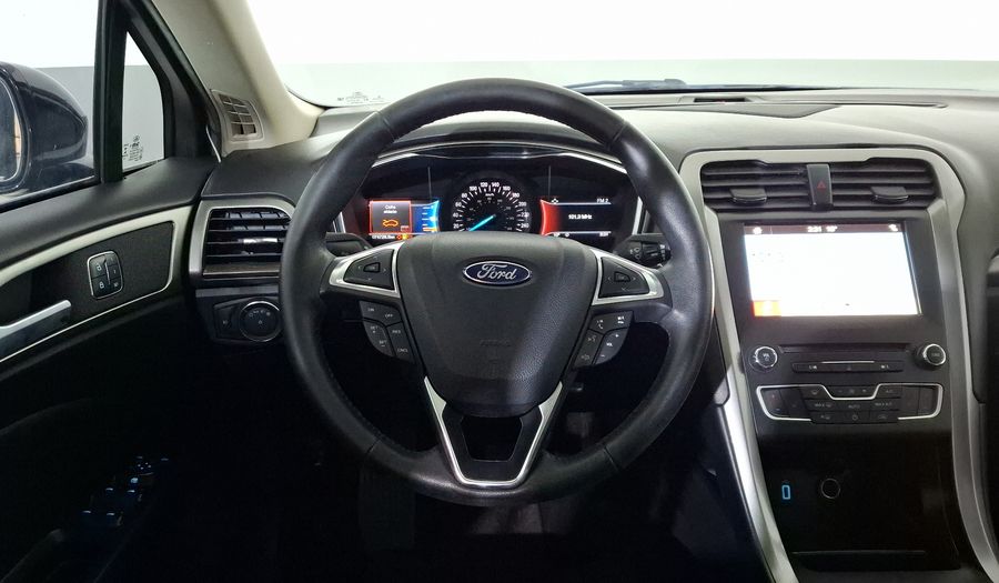 Ford Fusion 2.5 SE I4 NAV ADVANCE AT Sedan 2017