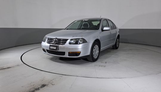 Volkswagen • Jetta Clasico