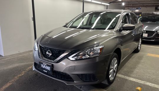 Nissan • Sentra