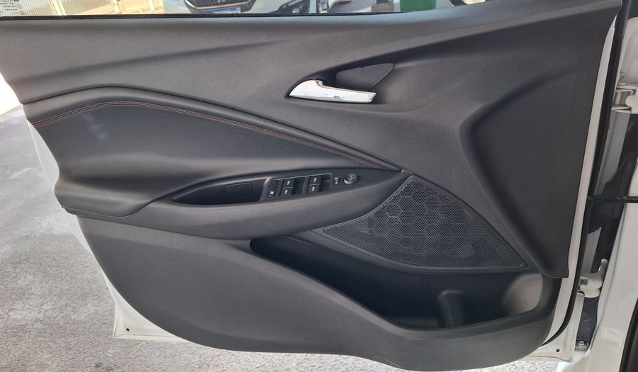 Chevrolet Onix 1.0 TURBO RS Hatchback 2021