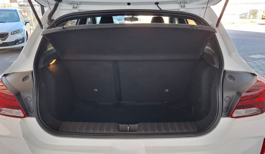 Chevrolet Onix 1.0 TURBO RS Hatchback 2021