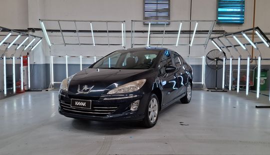 Peugeot • 408