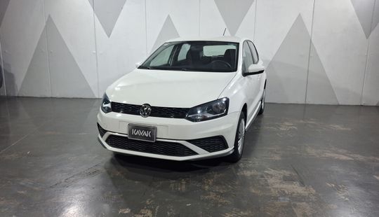 Volkswagen • Polo