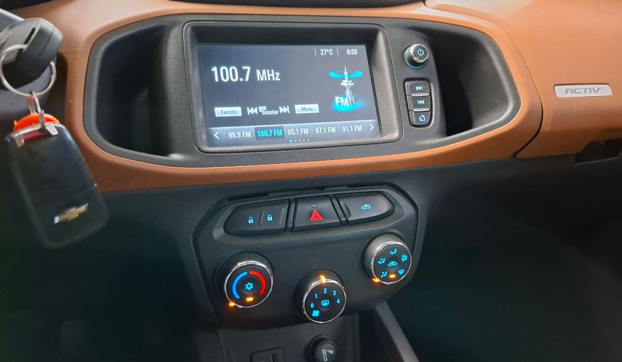 Chevrolet Onix 1.4 ACTIV Hatchback 2017