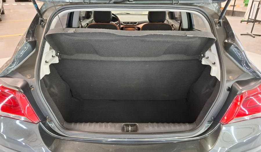 Chevrolet Onix 1.4 ACTIV Hatchback 2017