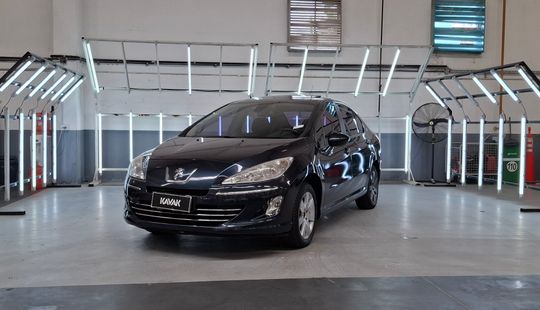 Peugeot • 408