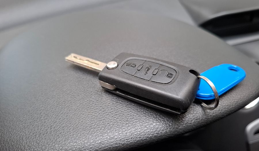 Peugeot 408 2.0 16V ALLURE+ Sedan 2011