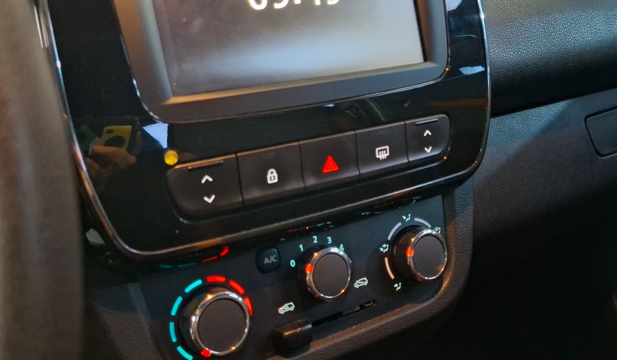 Renault Kwid 1.0 OUTSIDER Hatchback 2020