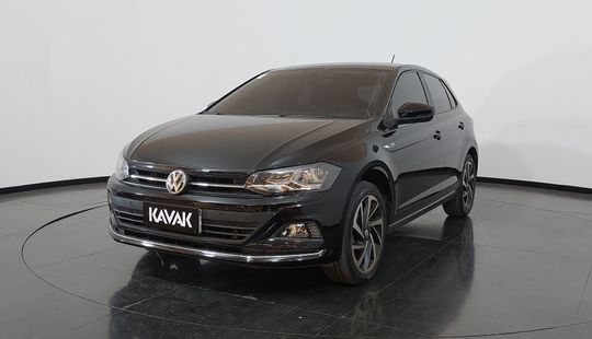 Volkswagen • Polo