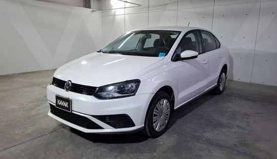 Volkswagen • Vento