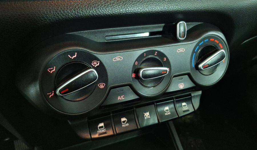 Kia Soluto 1.4 LX AC Sedan 2023