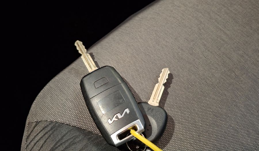 Kia Soluto 1.4 LX AC Sedan 2023