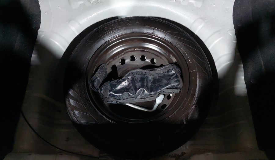 Renault Kwid 1.0 BITONO Hatchback 2021