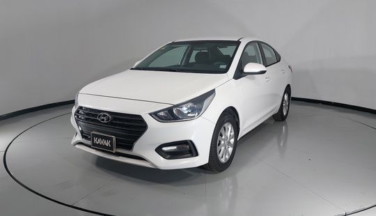 Hyundai • Accent