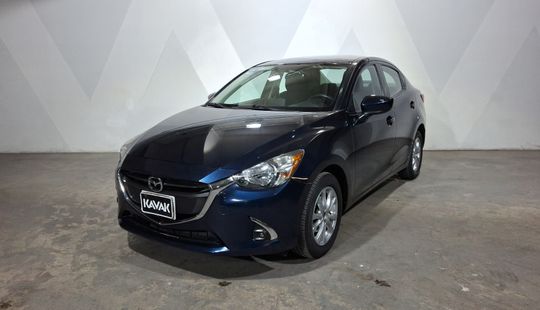 Mazda • Mazda 2