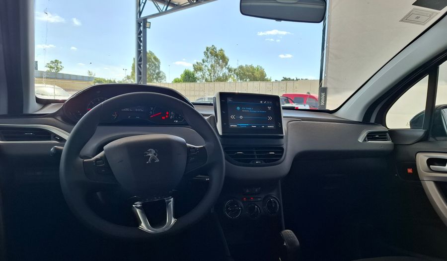 Peugeot 208 1.6 IN CONCERT Hatchback 2020