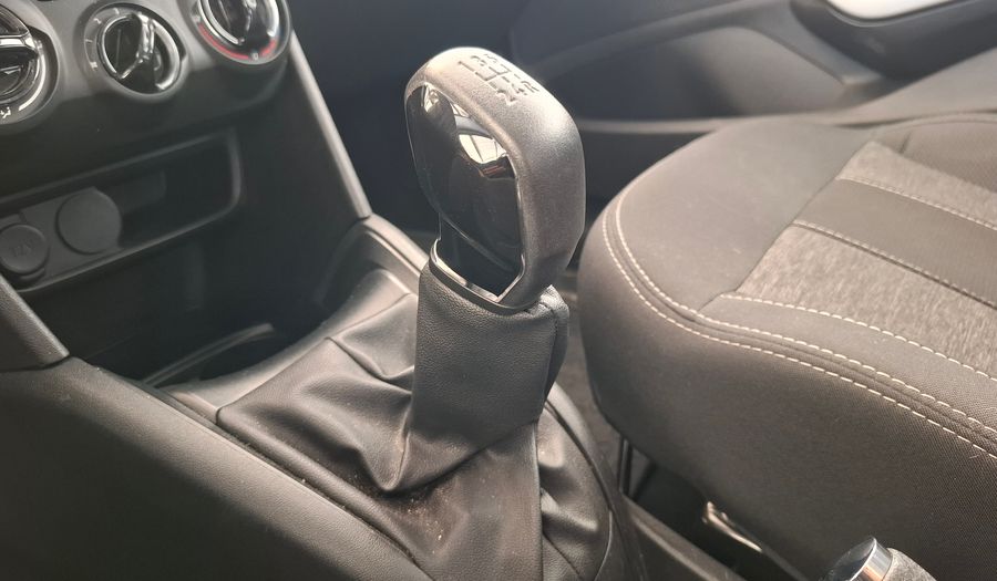 Peugeot 208 1.6 IN CONCERT Hatchback 2020