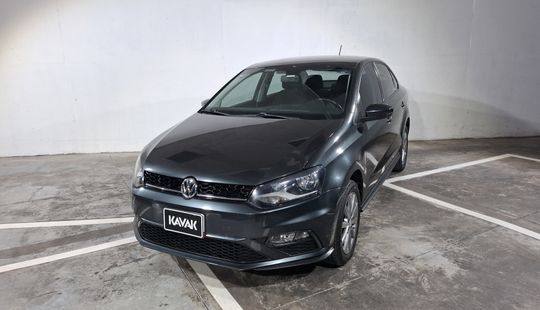 Volkswagen • Vento