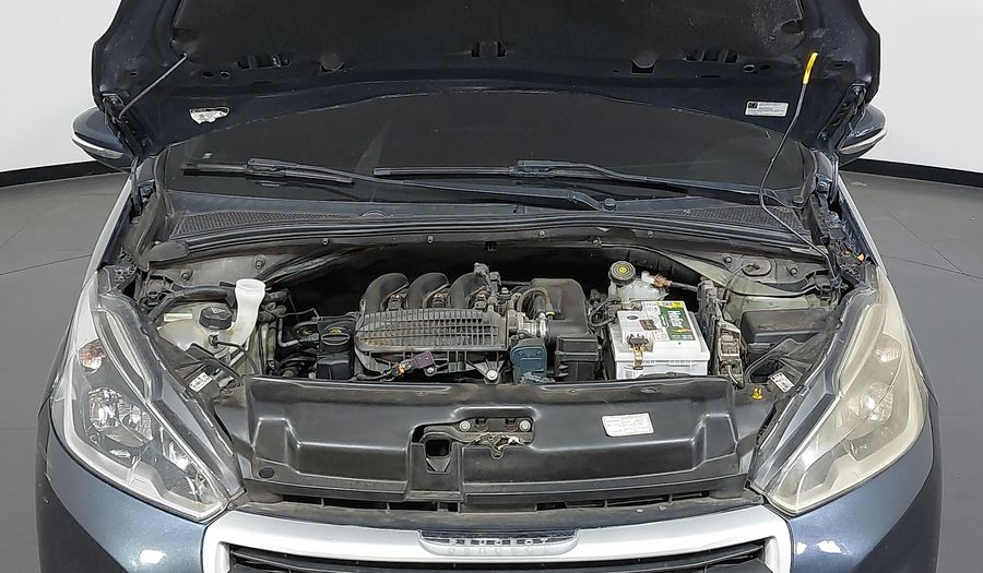 Peugeot 208 1.2 ACTIVE PACK Hatchback 2017