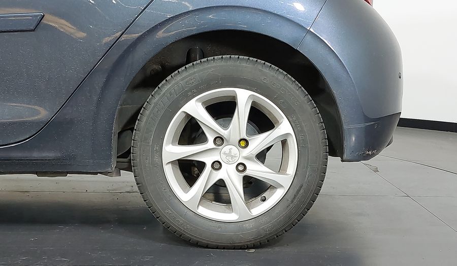 Peugeot 208 1.2 ACTIVE PACK Hatchback 2017