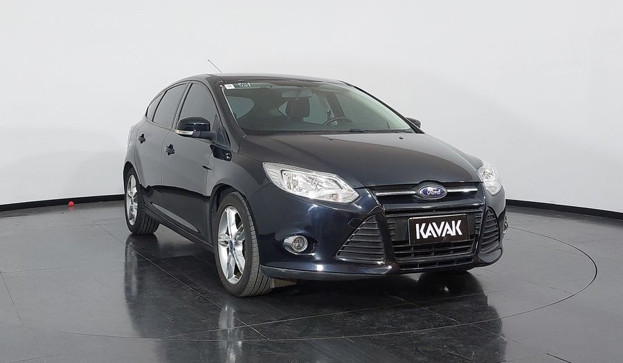 Ford Focus SE PLUS Hatchback 2015