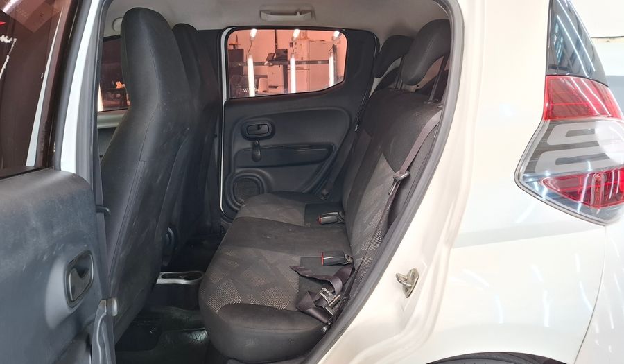 Fiat Mobi 1.0 EASY Hatchback 2017