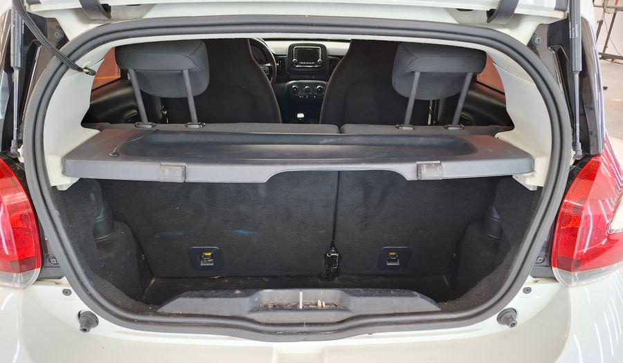 Fiat Mobi 1.0 EASY Hatchback 2017