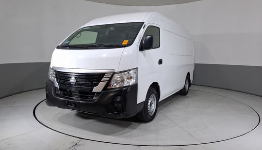 Nissan • NV350 Urvan