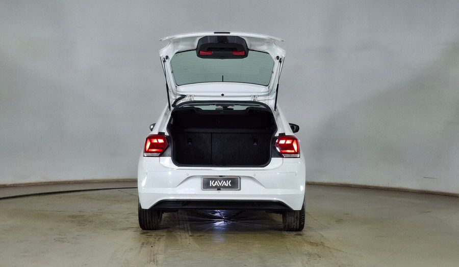 Volkswagen Polo 1.6 AUTO 110 CV HIGHLINE Hatchback 2020