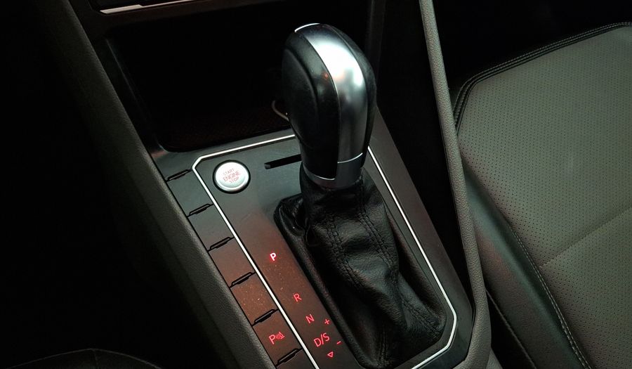 Volkswagen Polo 1.6 AUTO 110 CV HIGHLINE Hatchback 2020