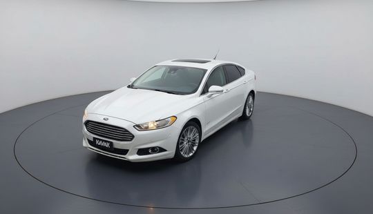 Ford • Fusion