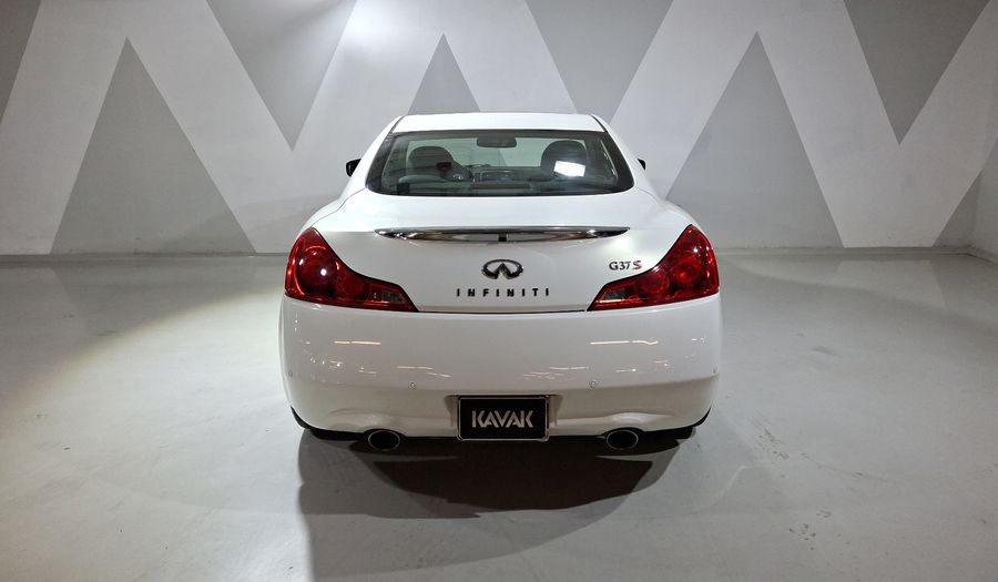 Infiniti G 3.7 AT Coupe 2012