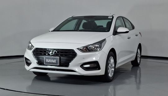 Hyundai • Accent