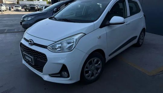 Hyundai • Grand i10