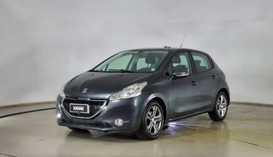 Peugeot • 208