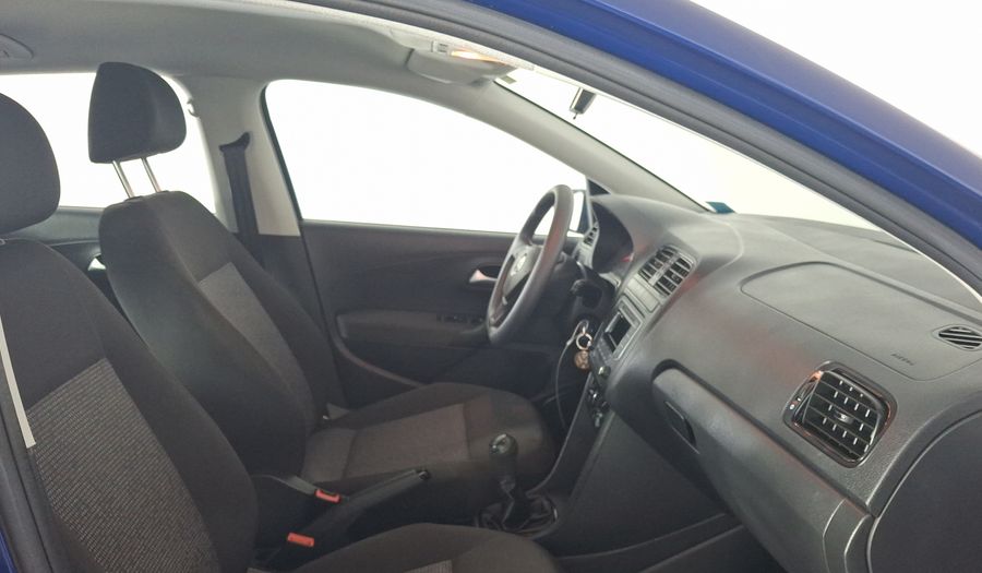 Volkswagen Polo 1.6 STARTLINE Hatchback 2020