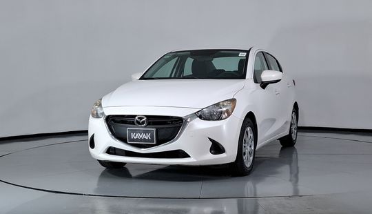 Mazda • Mazda 2