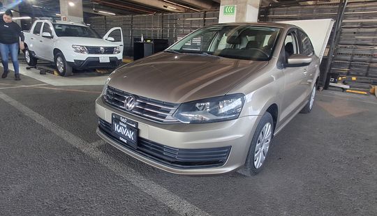 Volkswagen • Vento