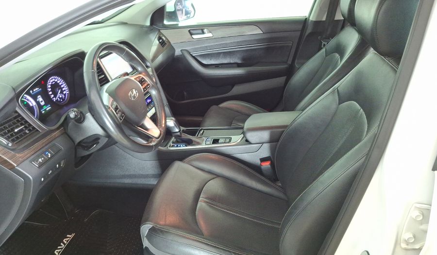 Hyundai Sonata 2.0 HYBRID VALUE AUTO Sedan 2021