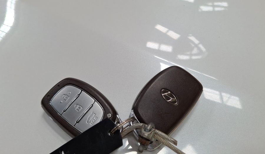 Hyundai Sonata 2.0 HYBRID VALUE AUTO Sedan 2021