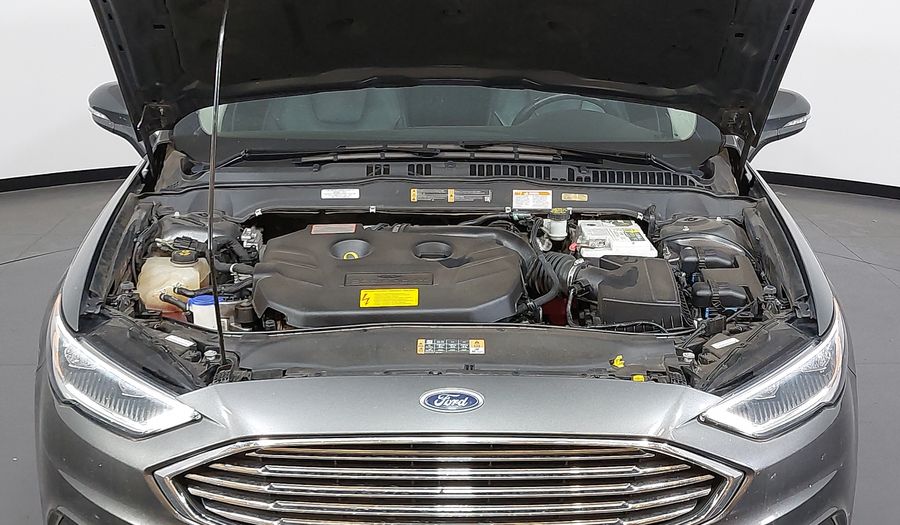 Ford Fusion 2.0 ECOBOOST TITANIUM AUTO Sedan 2017