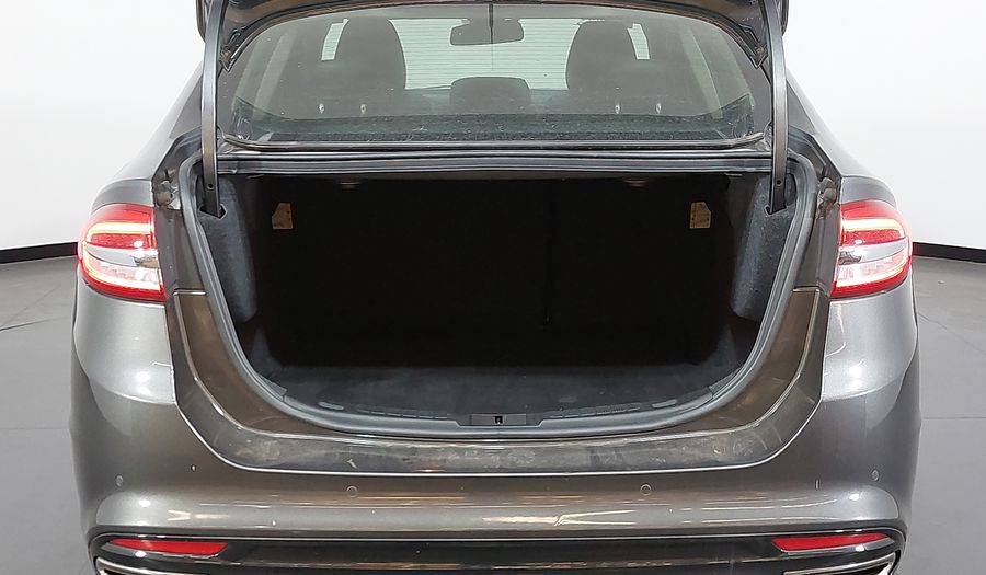 Ford Fusion 2.0 ECOBOOST TITANIUM AUTO Sedan 2017