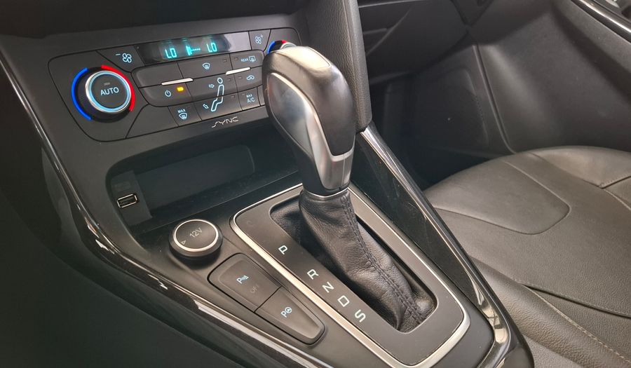 Ford Focus Iii 2.0 TITANIUM AT Hatchback 2018