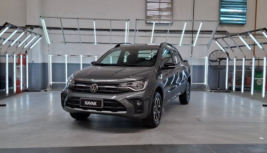 Volkswagen • Saveiro