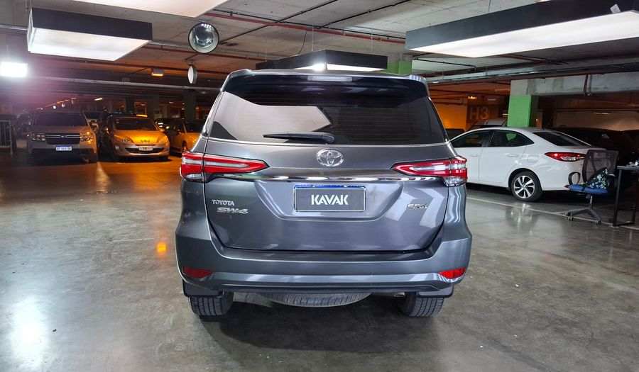 Toyota Sw4 2.8 TDI SRX 4WD Suv 2021