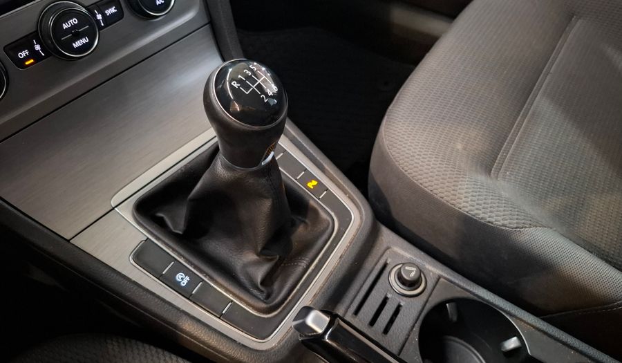 Volkswagen Golf 1.4 TSI COMFORTLINE Hatchback 2017