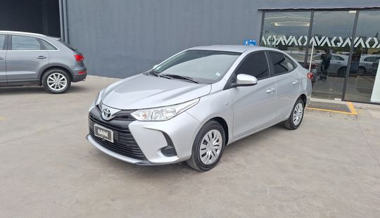 Toyota • Yaris