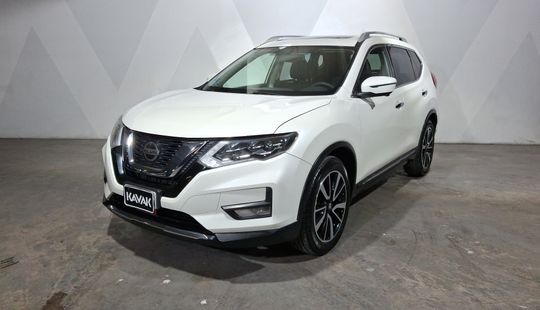 Nissan • X-Trail